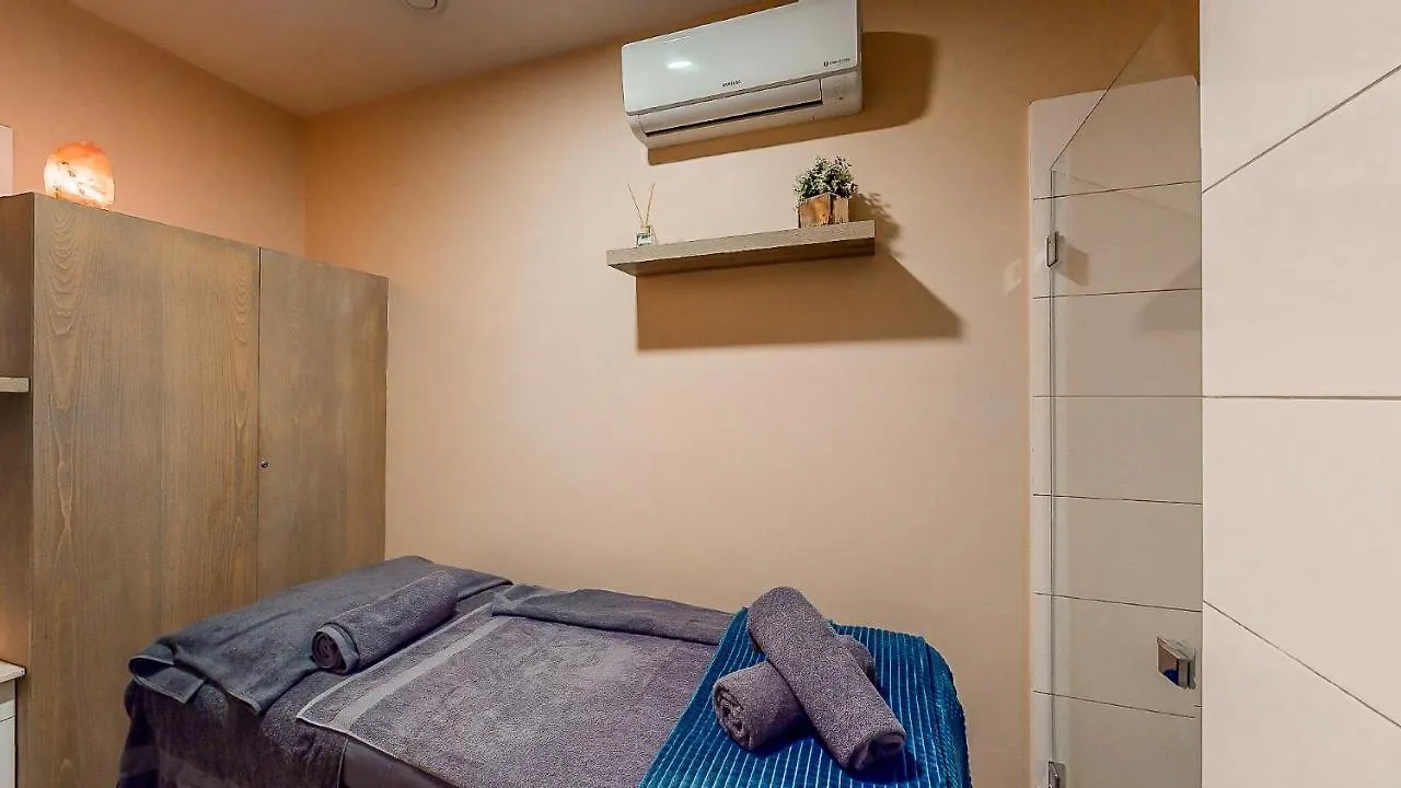 Urban Oasis Aparthotel Cape Town